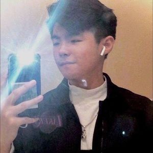 Meet your Posher, Huy